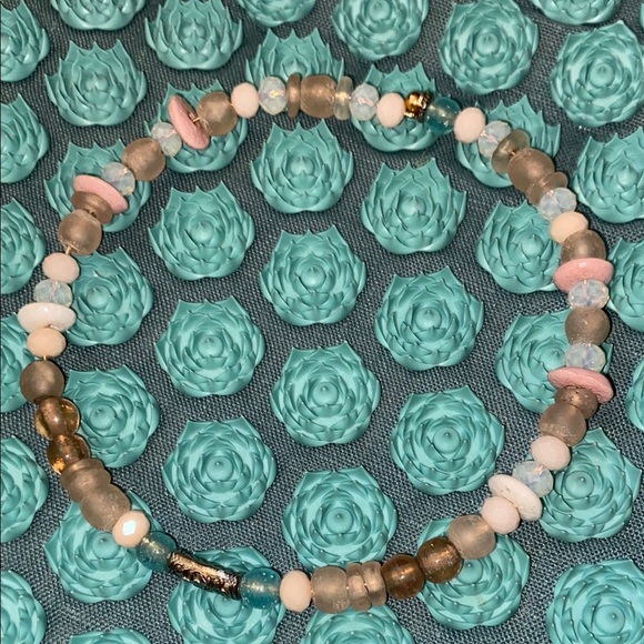 Elegant Multicolor Beaded choker necklace - Picture 2 of 7